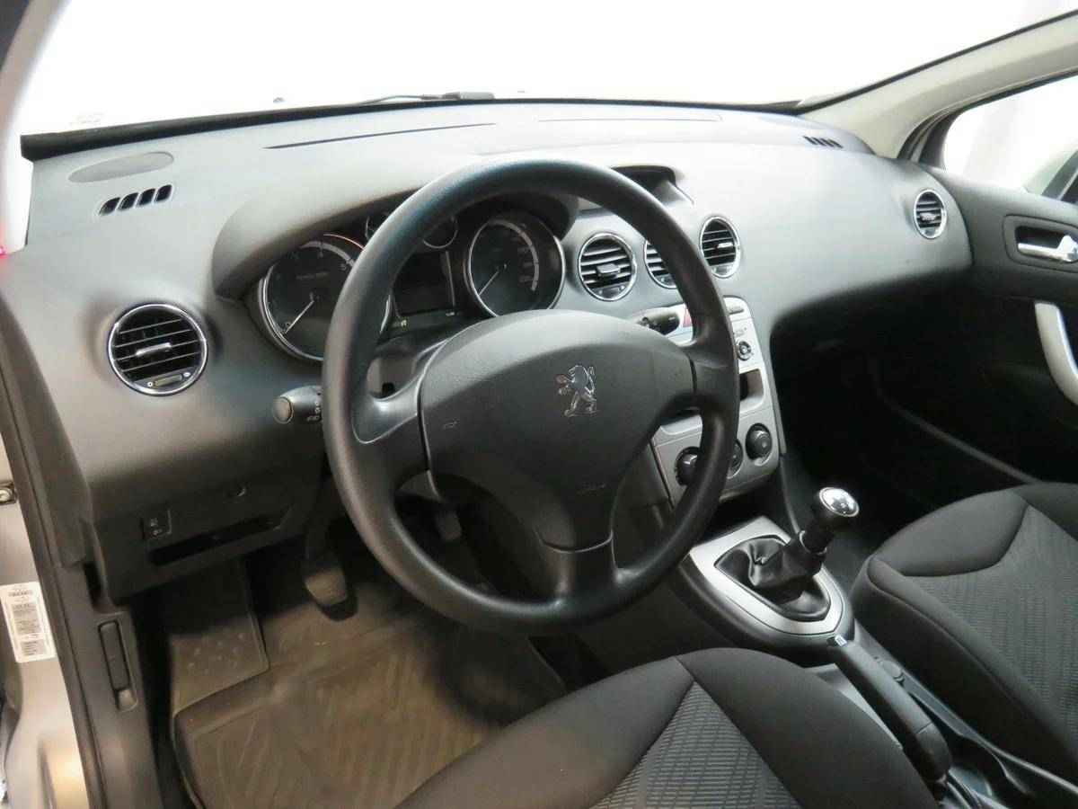 Peugeot 308, I