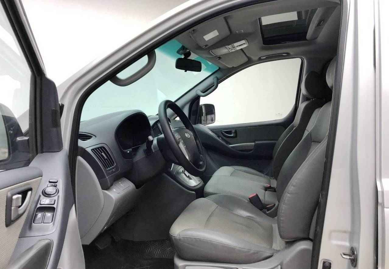 Hyundai Grand Starex, I