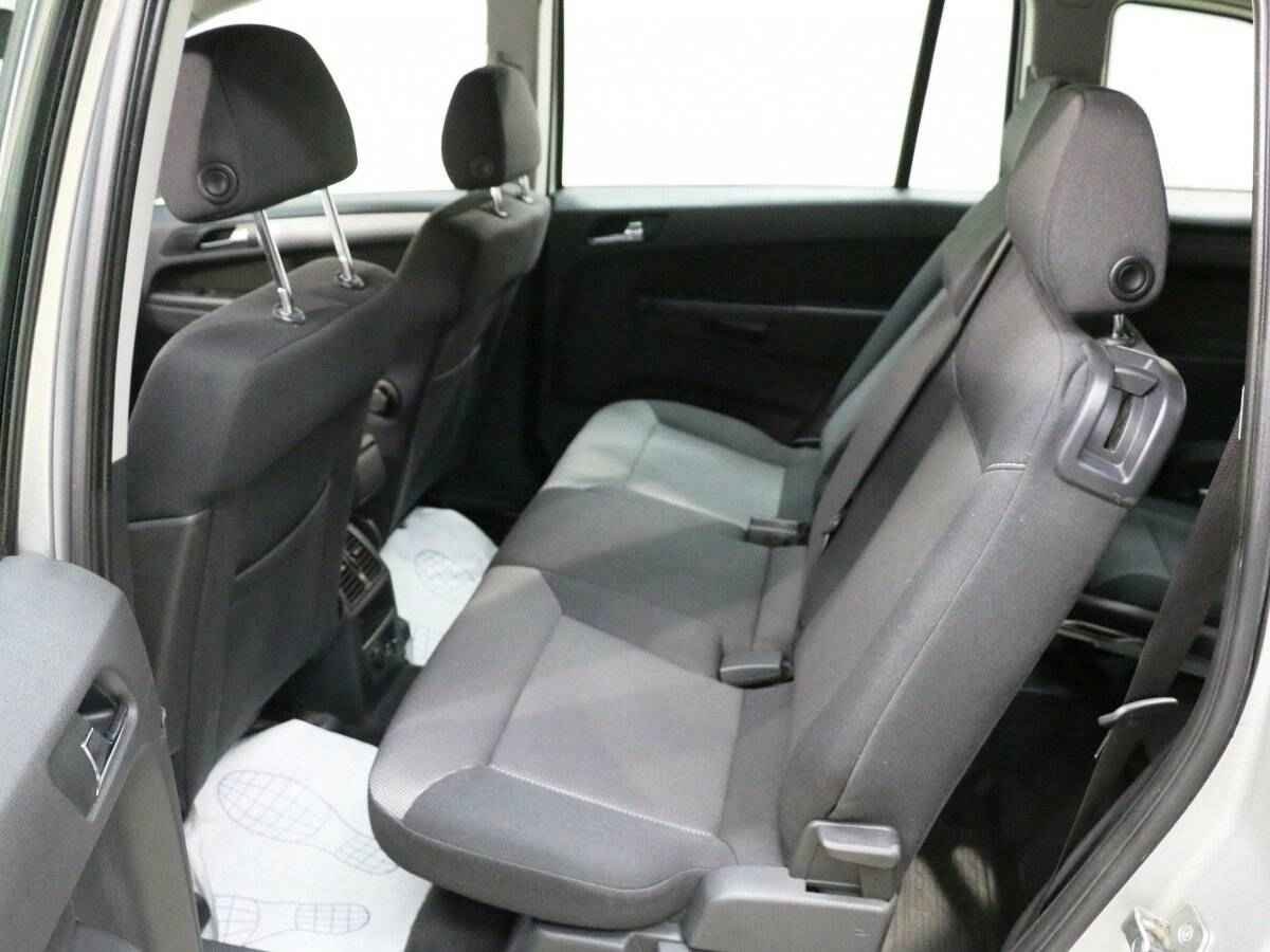 Opel Zafira, B Рестайлинг