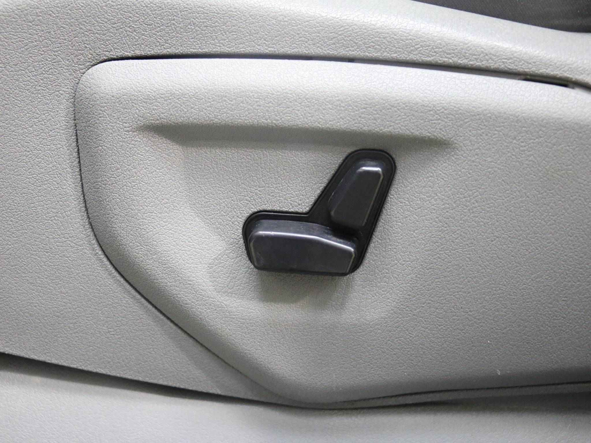 Jeep Grand Cherokee, III (WK)