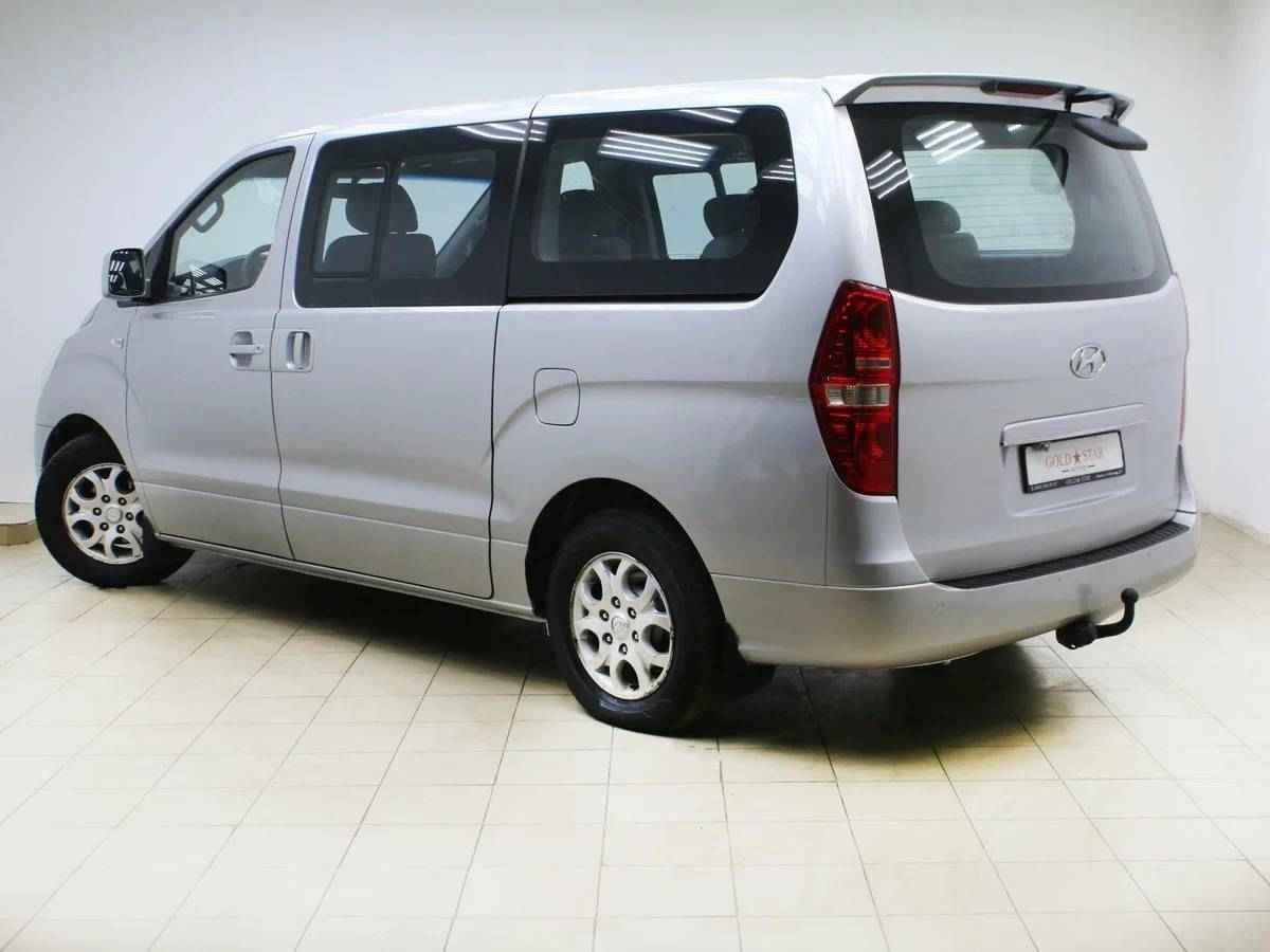 Hyundai Grand Starex, I