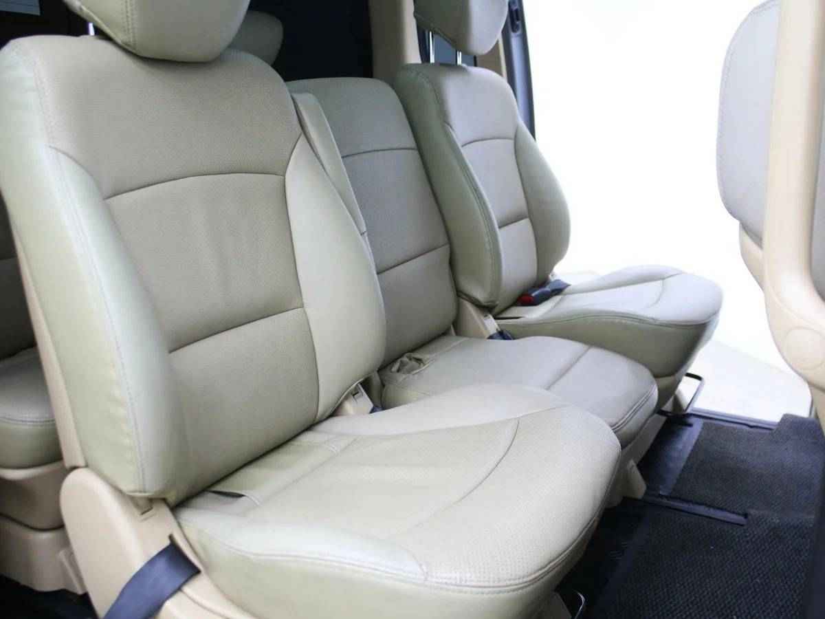 Hyundai Grand Starex, I