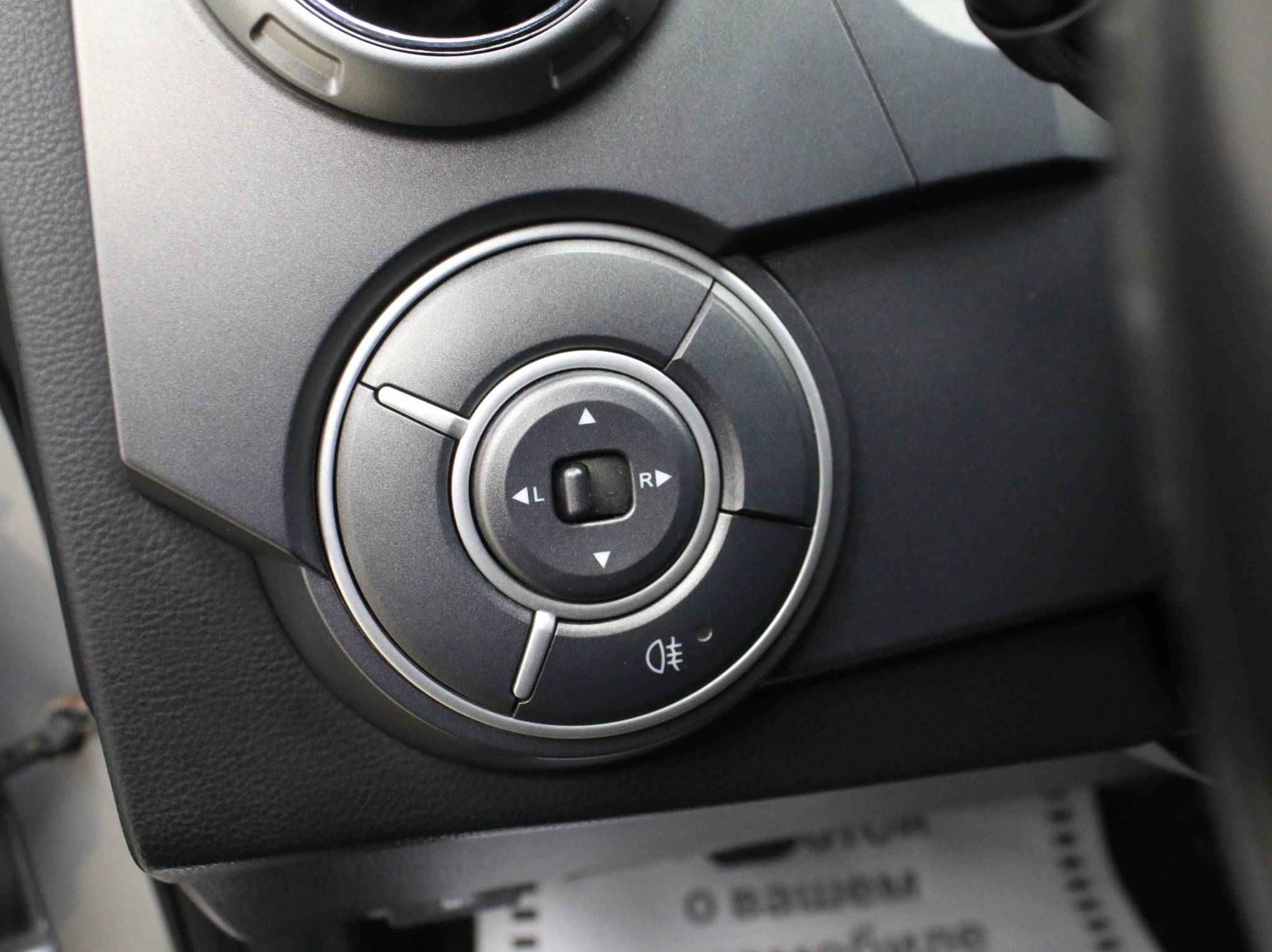 SsangYong Actyon Sports, I