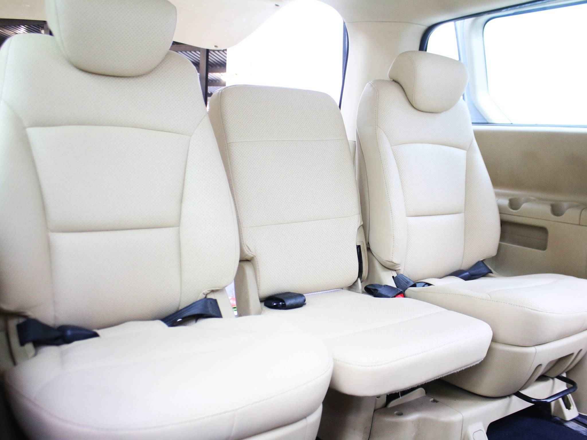 Hyundai Grand Starex, I