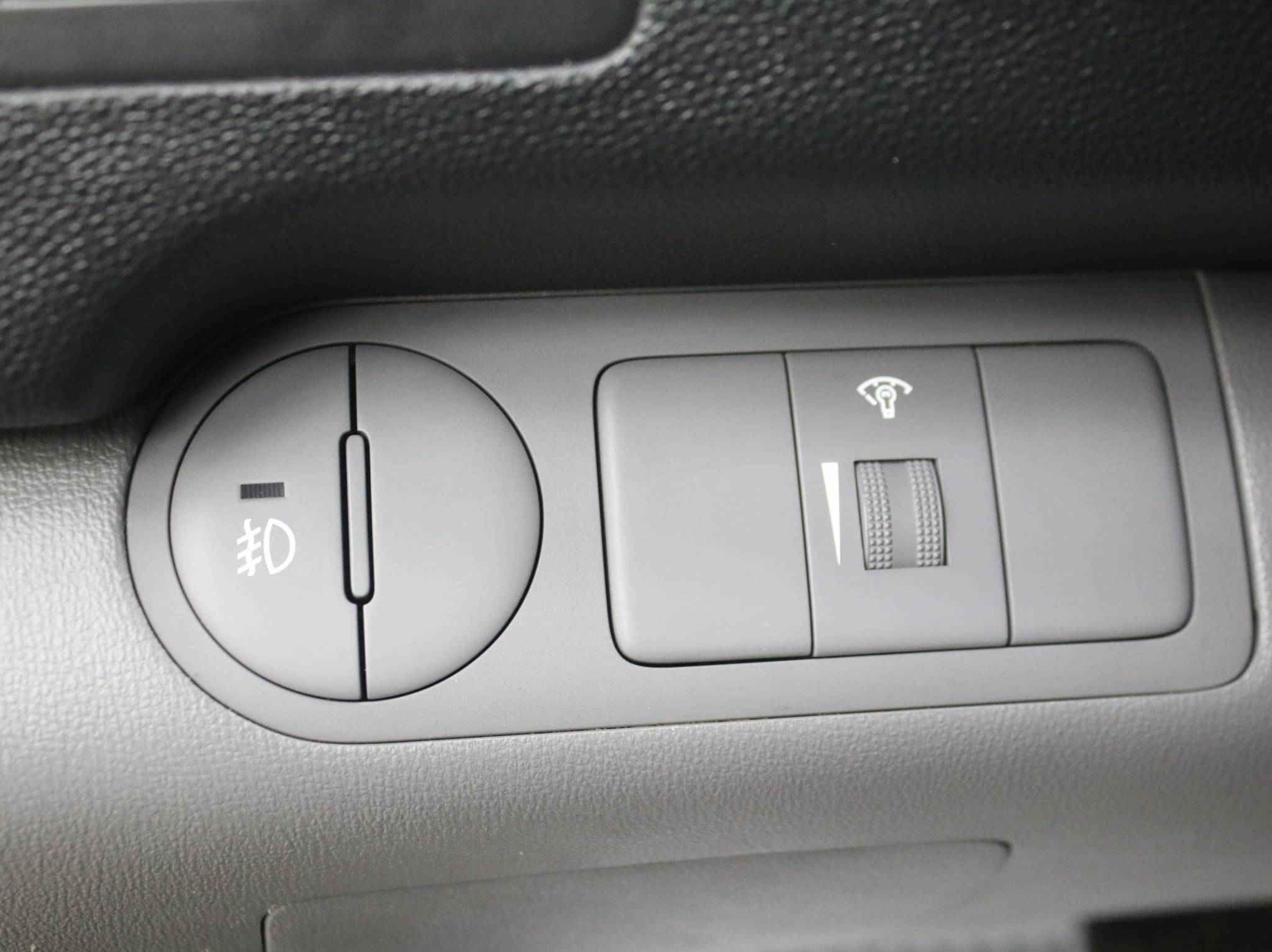 Hyundai Grand Starex, I