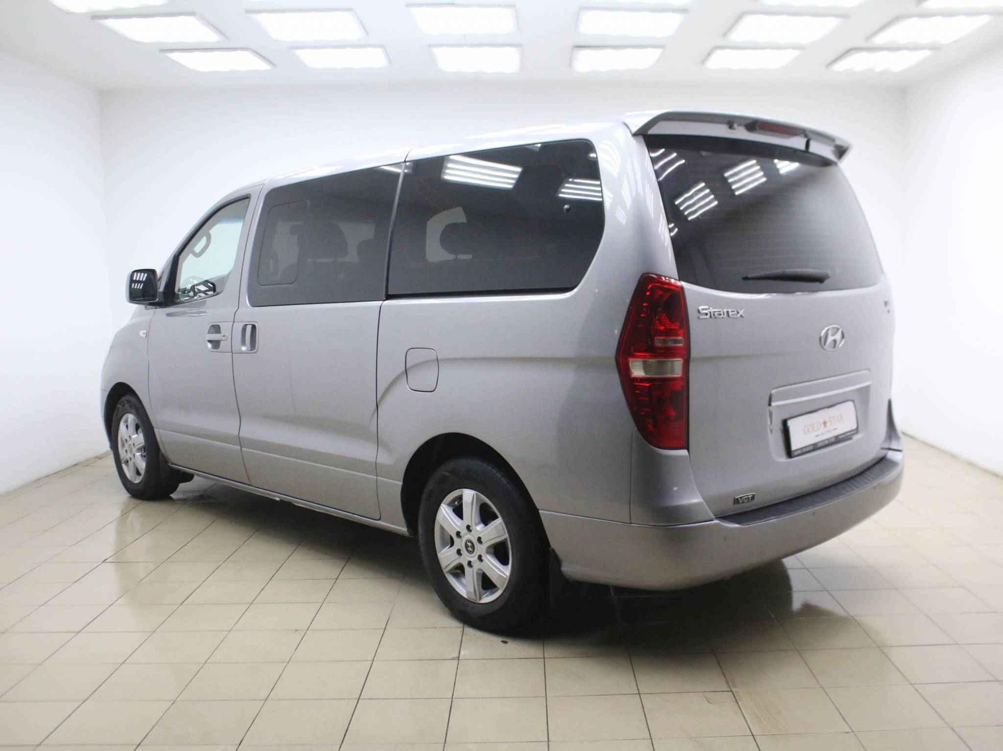 Hyundai Grand Starex, I