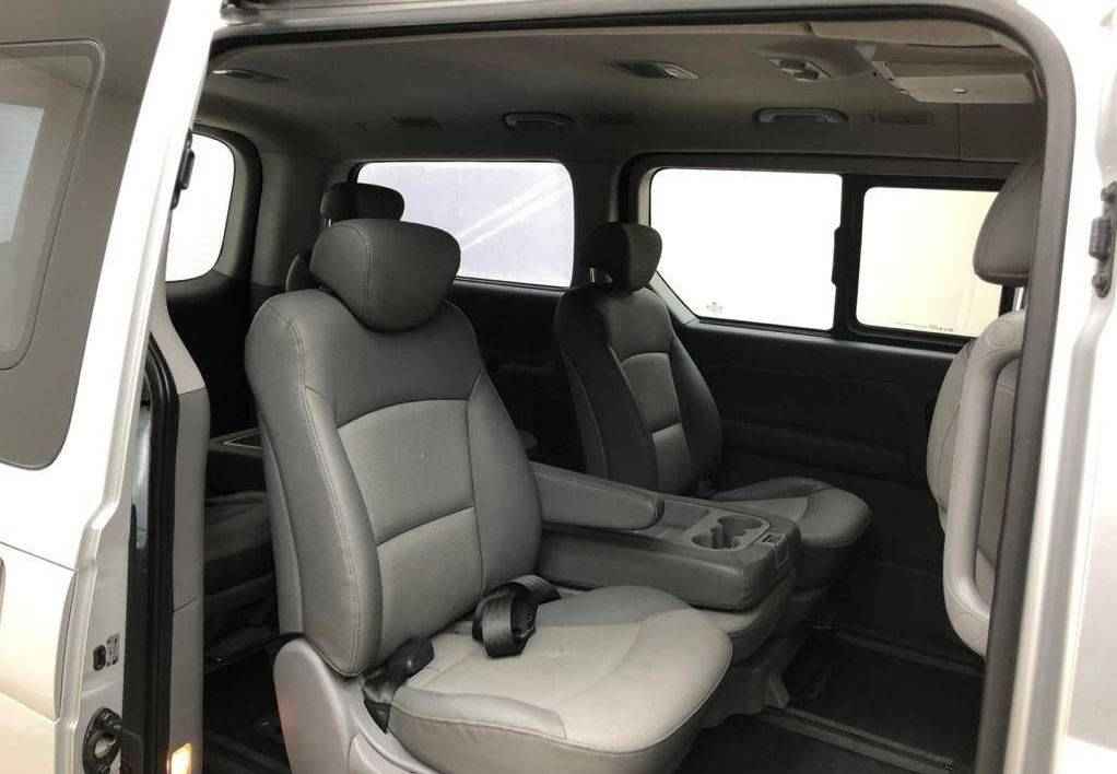 Hyundai Grand Starex, I