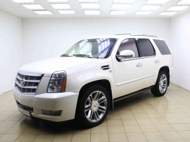 Cadillac Escalade, III