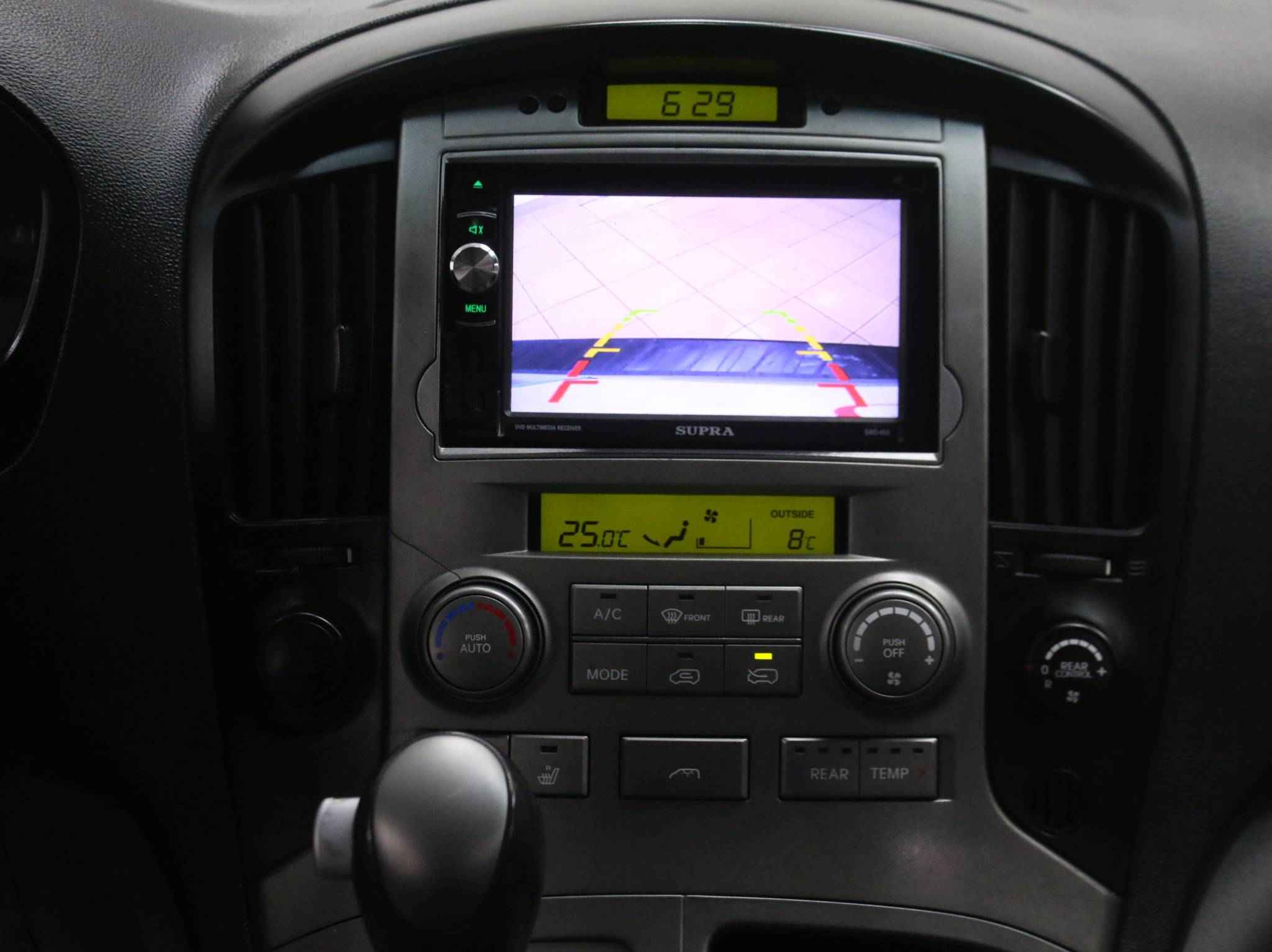 Hyundai Grand Starex, I