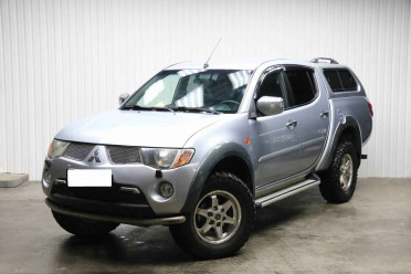 Mitsubishi L200, IV