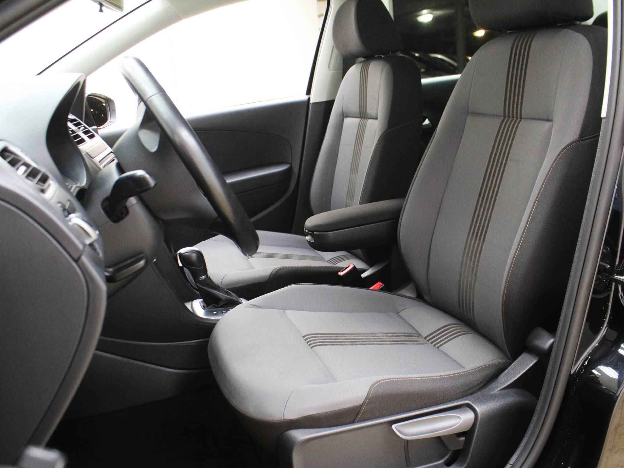 Volkswagen Polo, V Рестайлинг