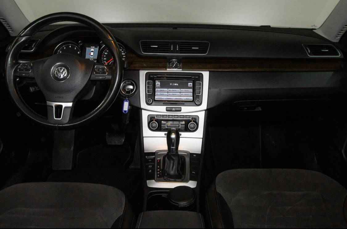 Volkswagen Passat, B7