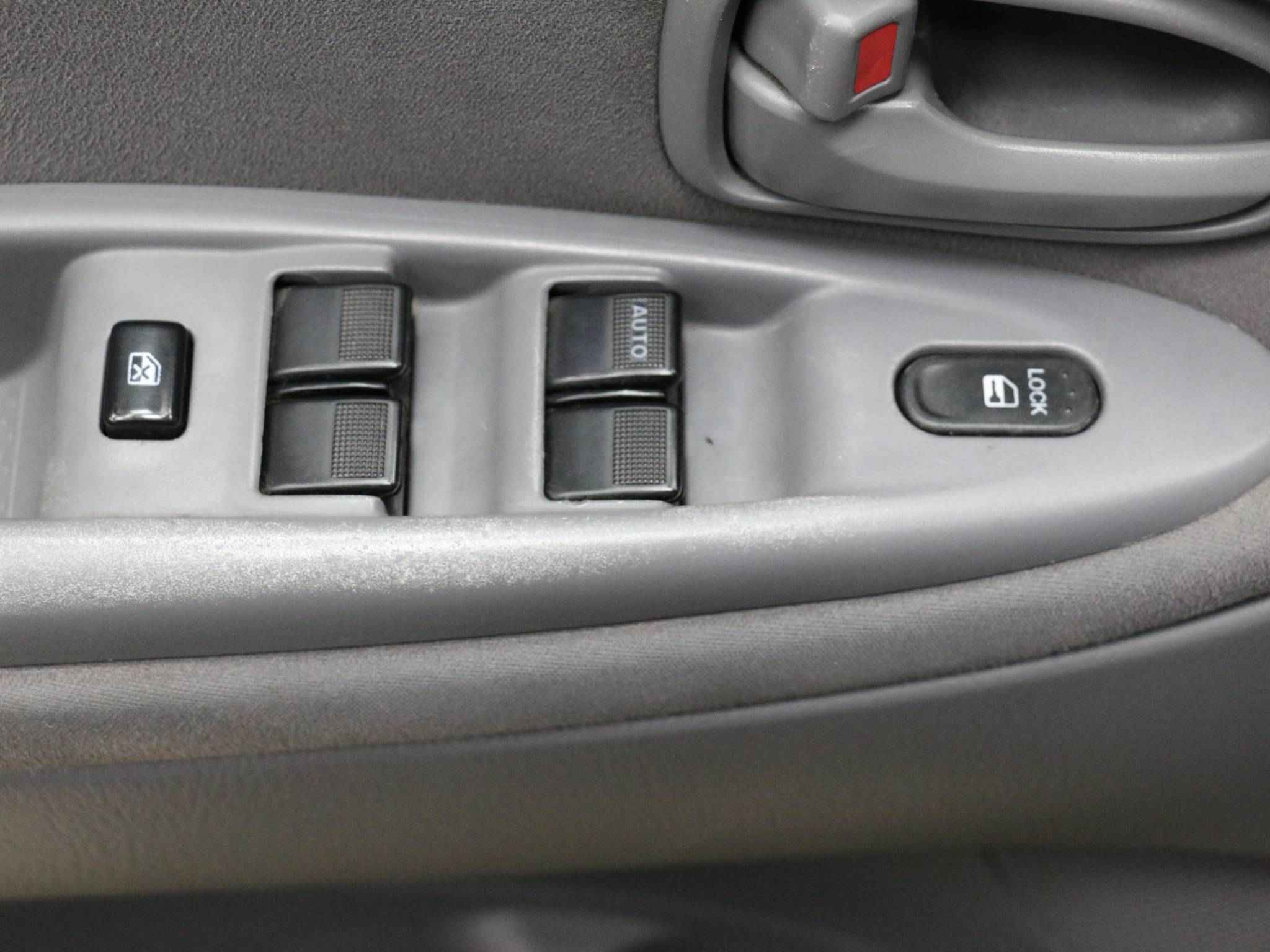 Mazda MPV, II (LW) Рестайлинг