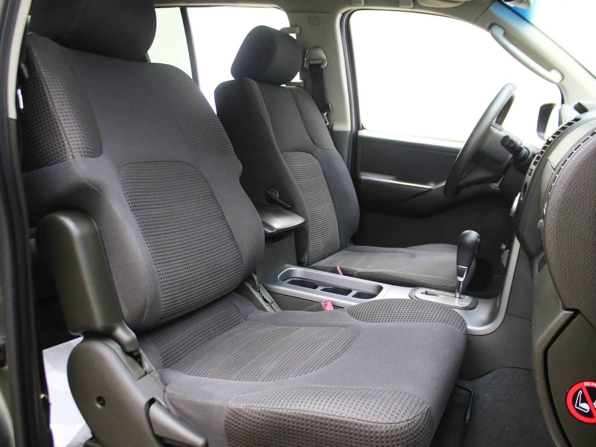 Nissan Pathfinder, III