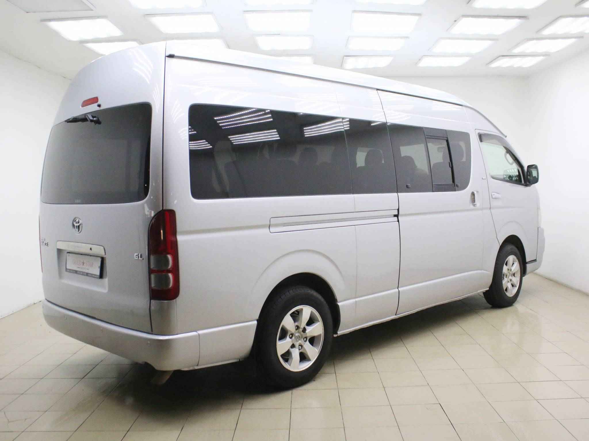 Toyota HiAce, H200