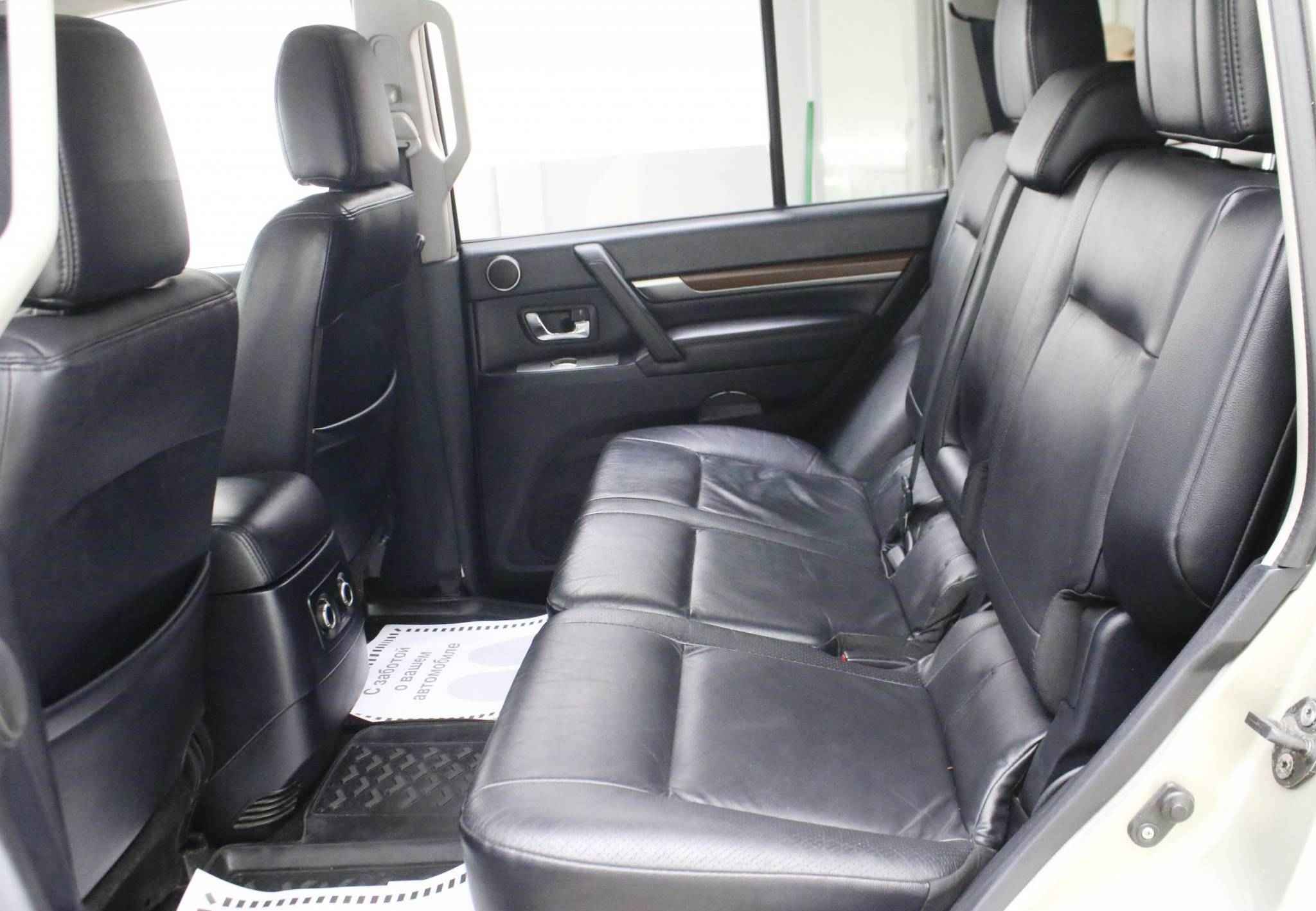 Mitsubishi Pajero, IV Рестайлинг 1