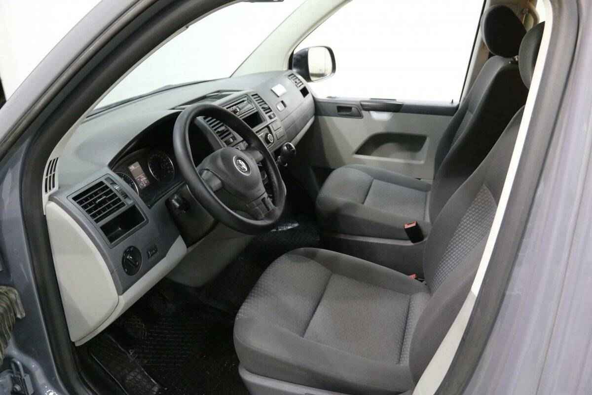 Volkswagen Caravelle, T5 Рестайлинг