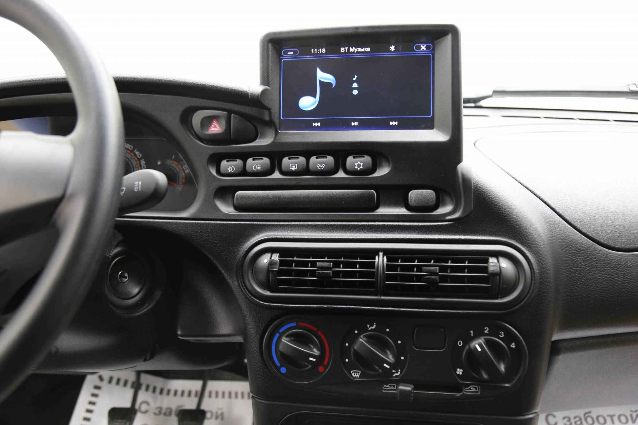 LADA (ВАЗ) Niva, I Рестайлинг (Travel)