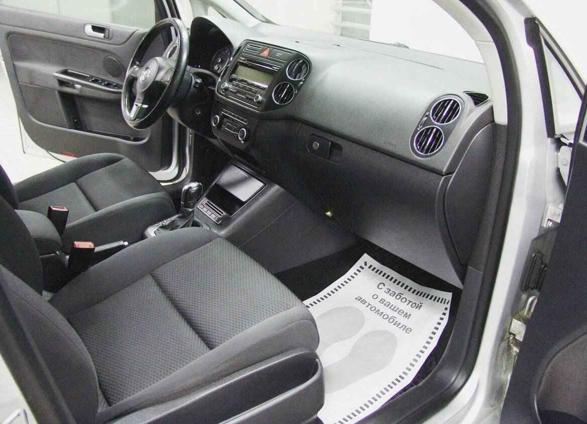 Volkswagen Golf Plus, II