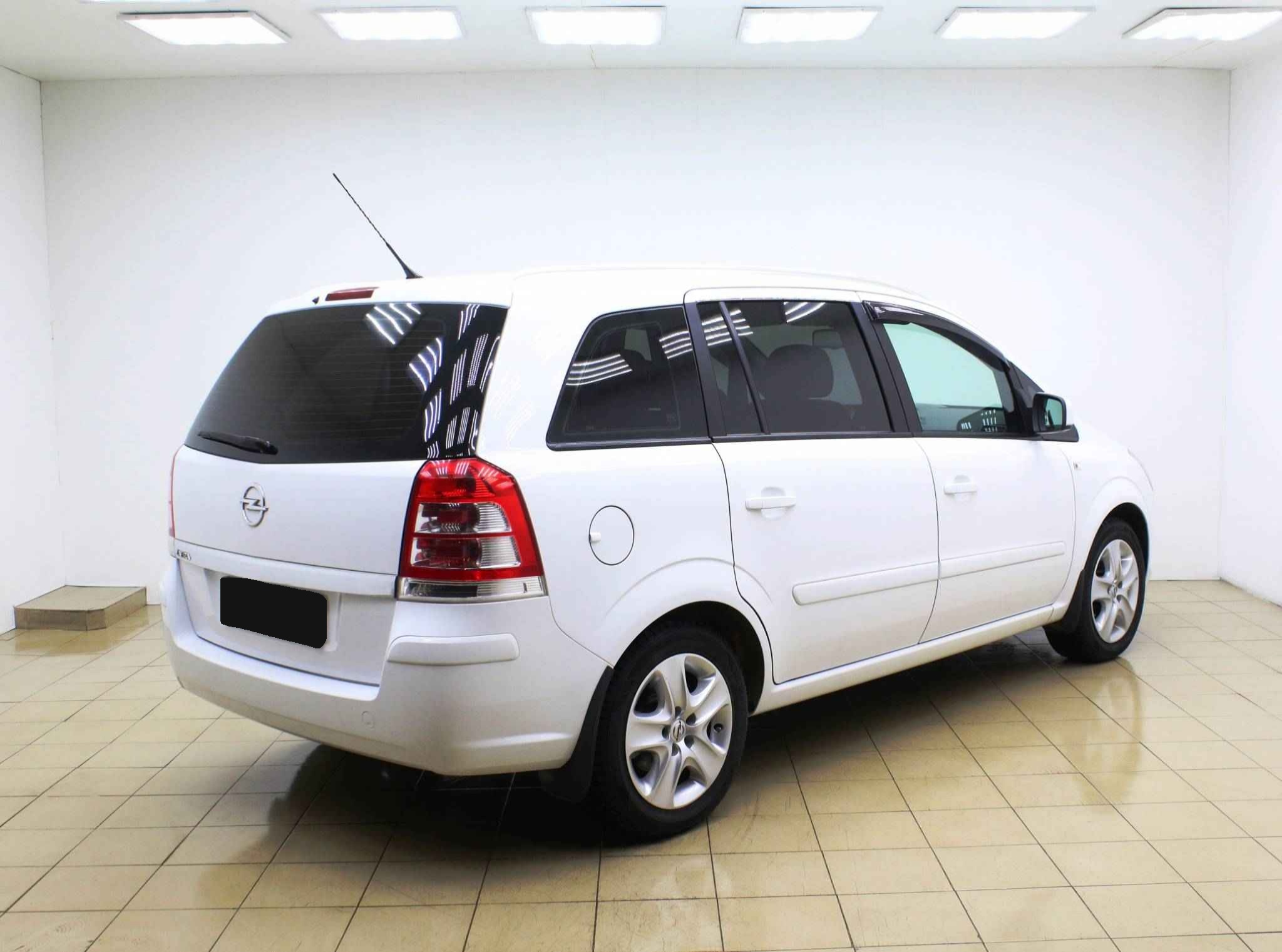 Opel Zafira, B Рестайлинг