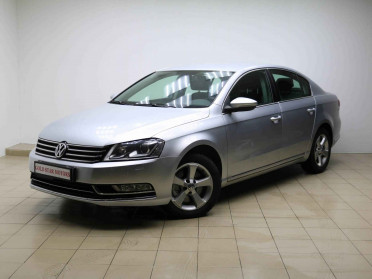 Volkswagen Passat, B7