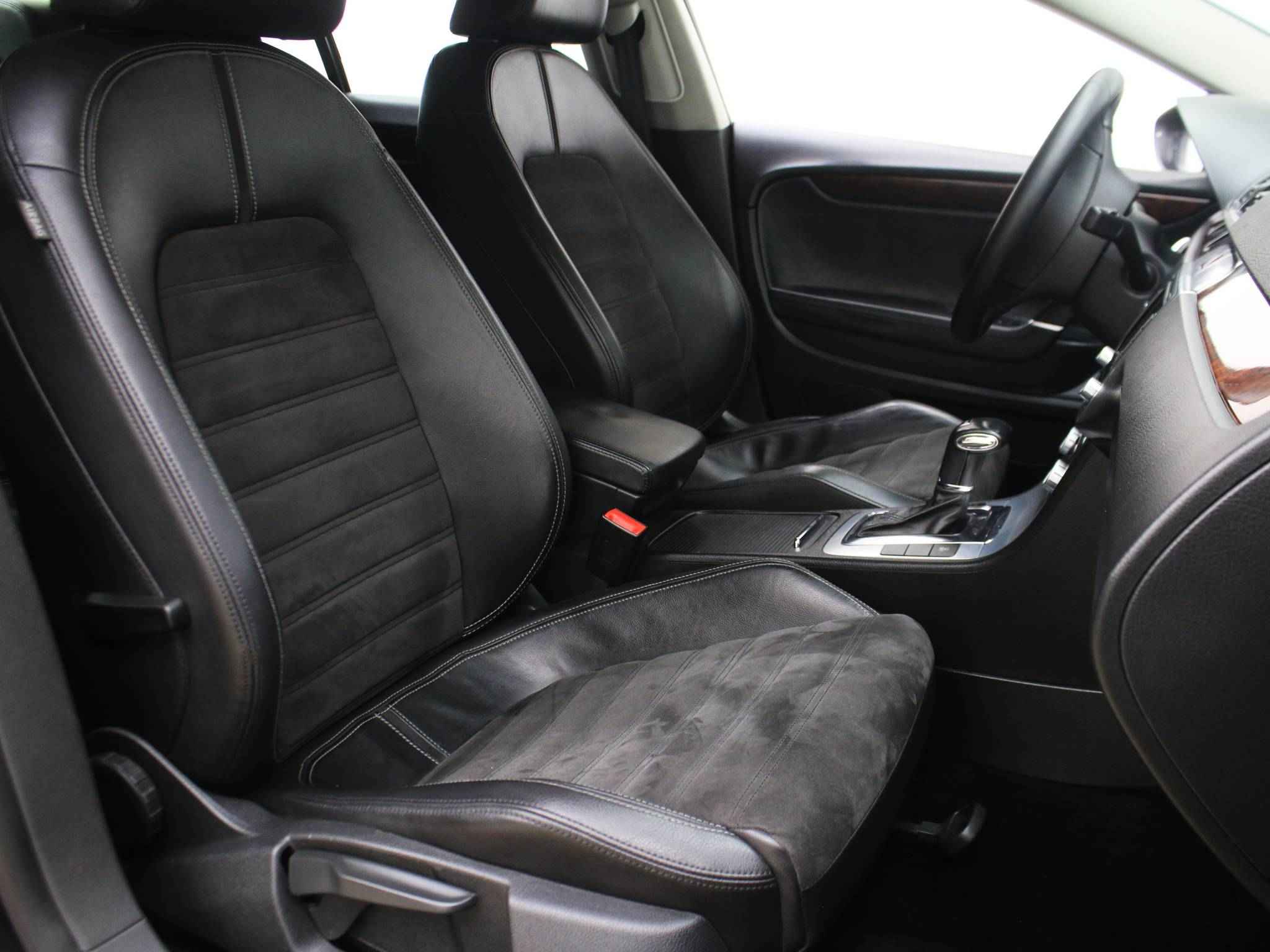 Volkswagen Passat CC, I