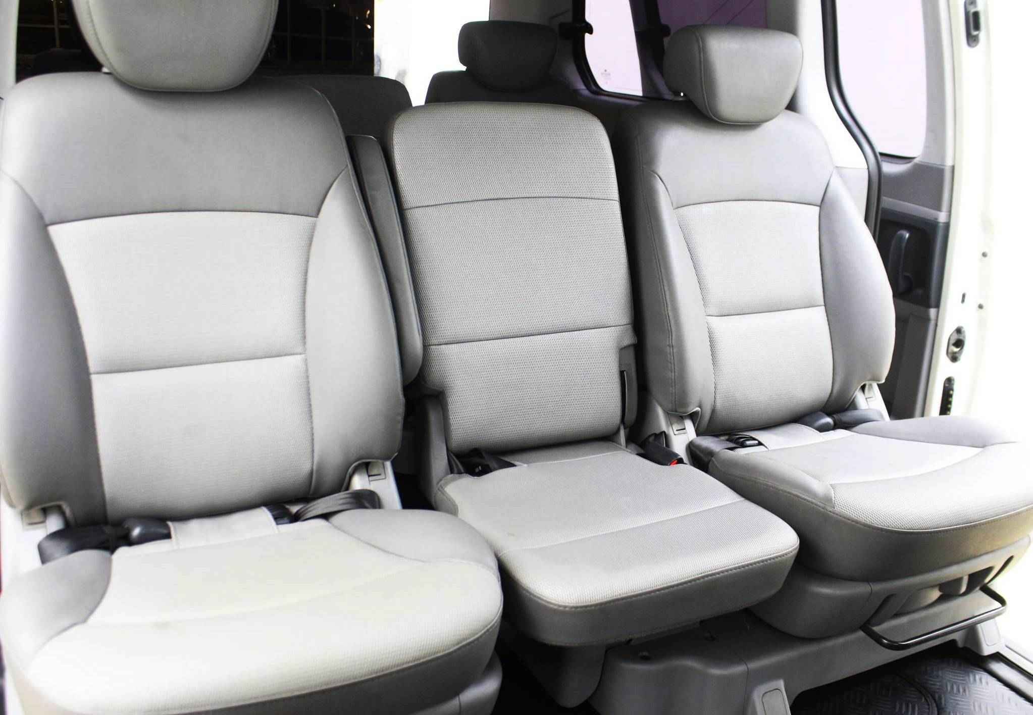 Hyundai Grand Starex, I