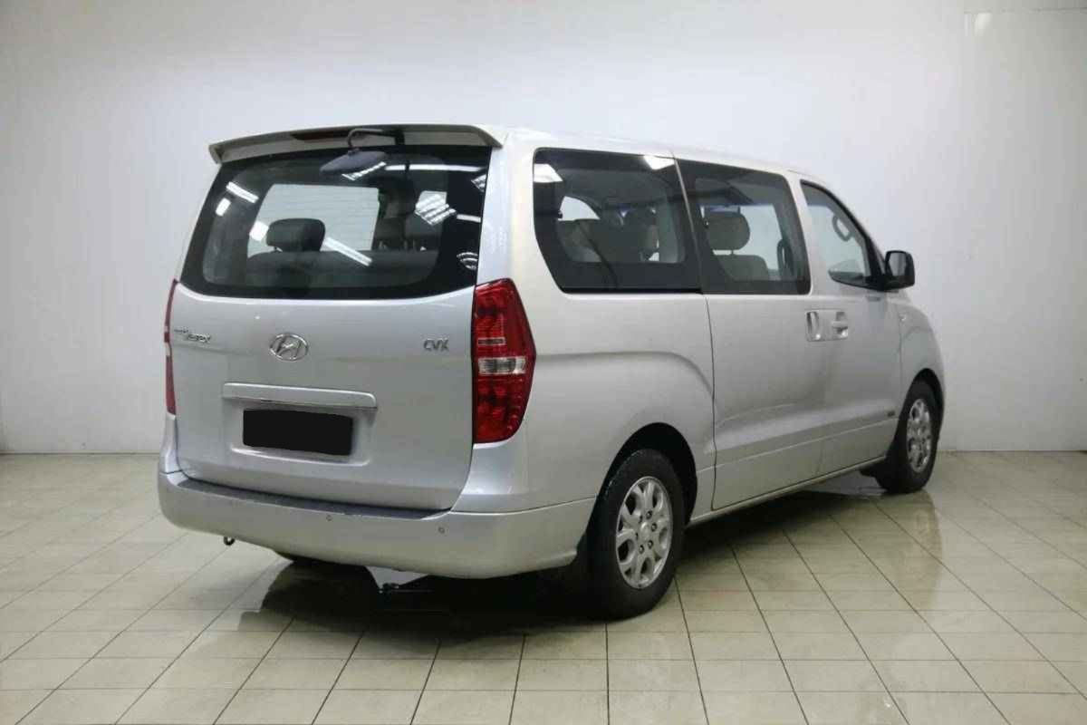 Hyundai Grand Starex, I