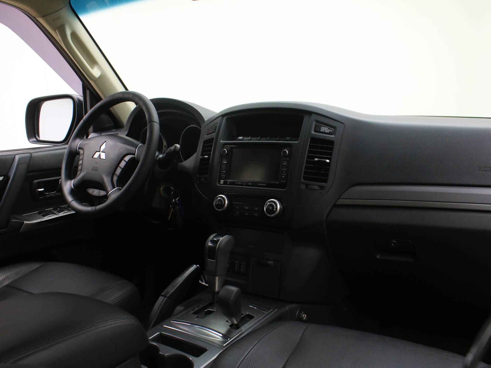 Mitsubishi Pajero, IV Рестайлинг 1