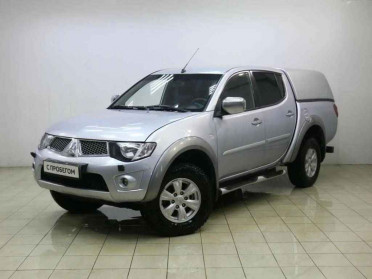 Mitsubishi L200, IV