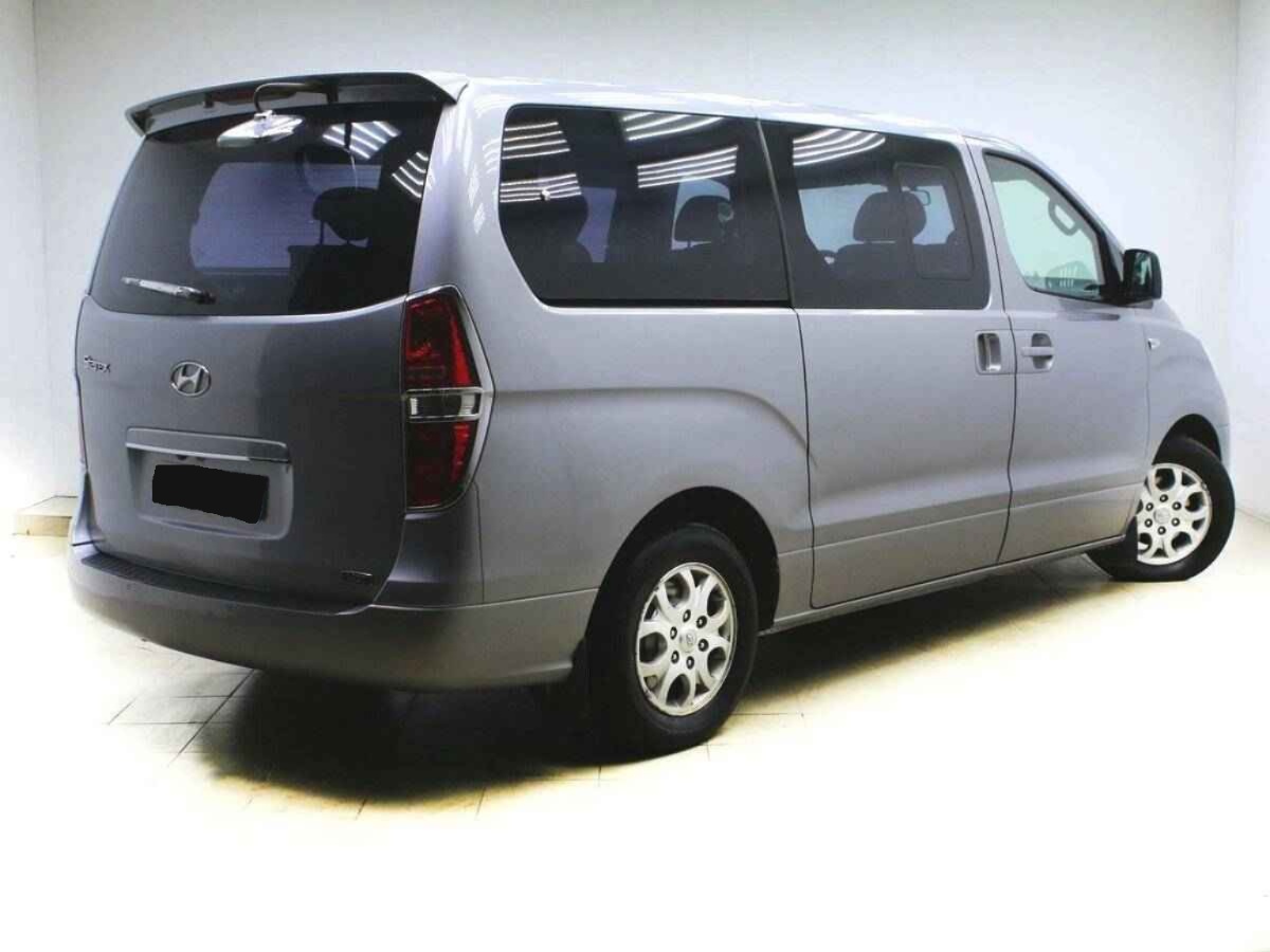 Hyundai Grand Starex, I