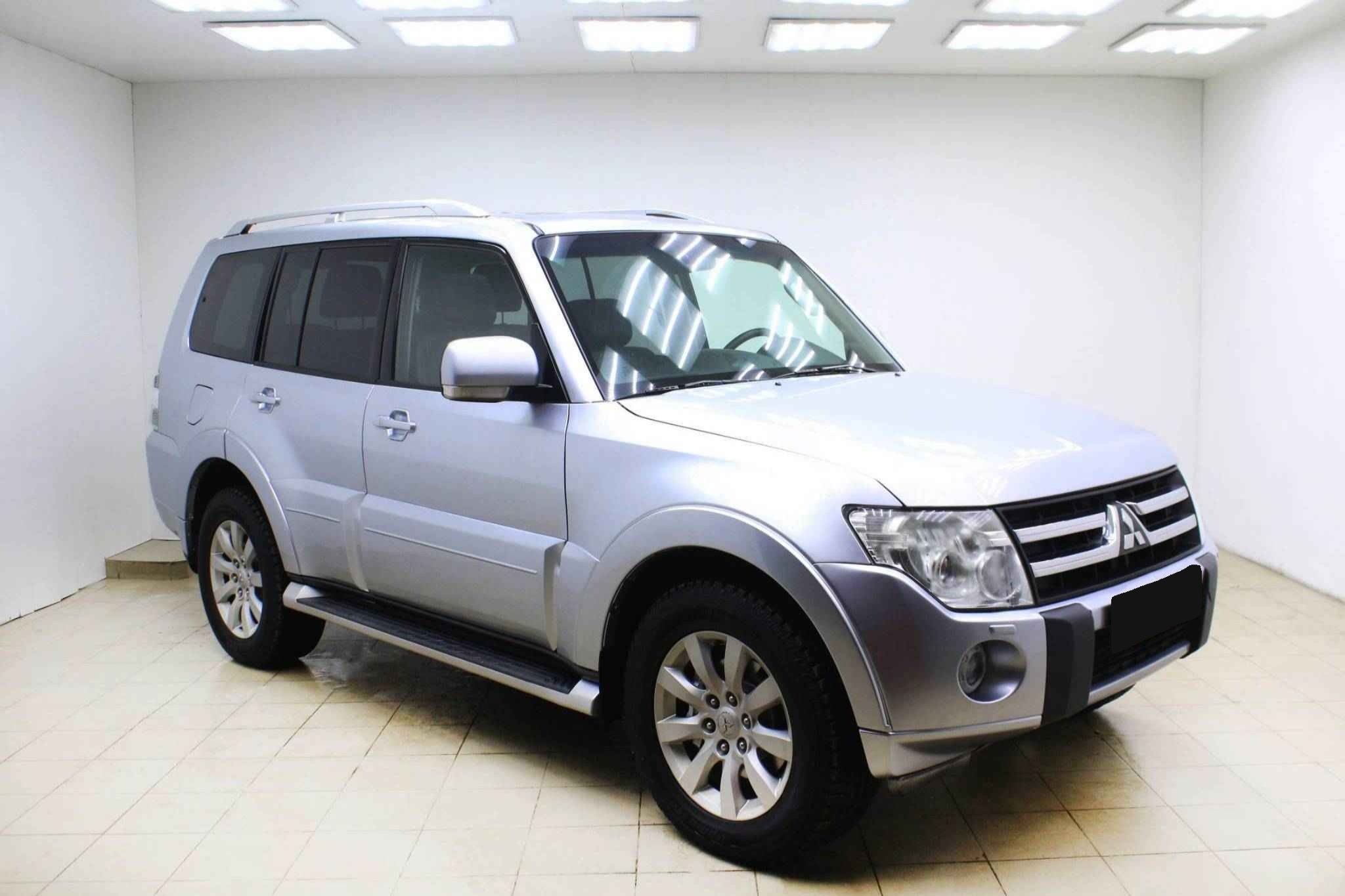 Mitsubishi Pajero, IV