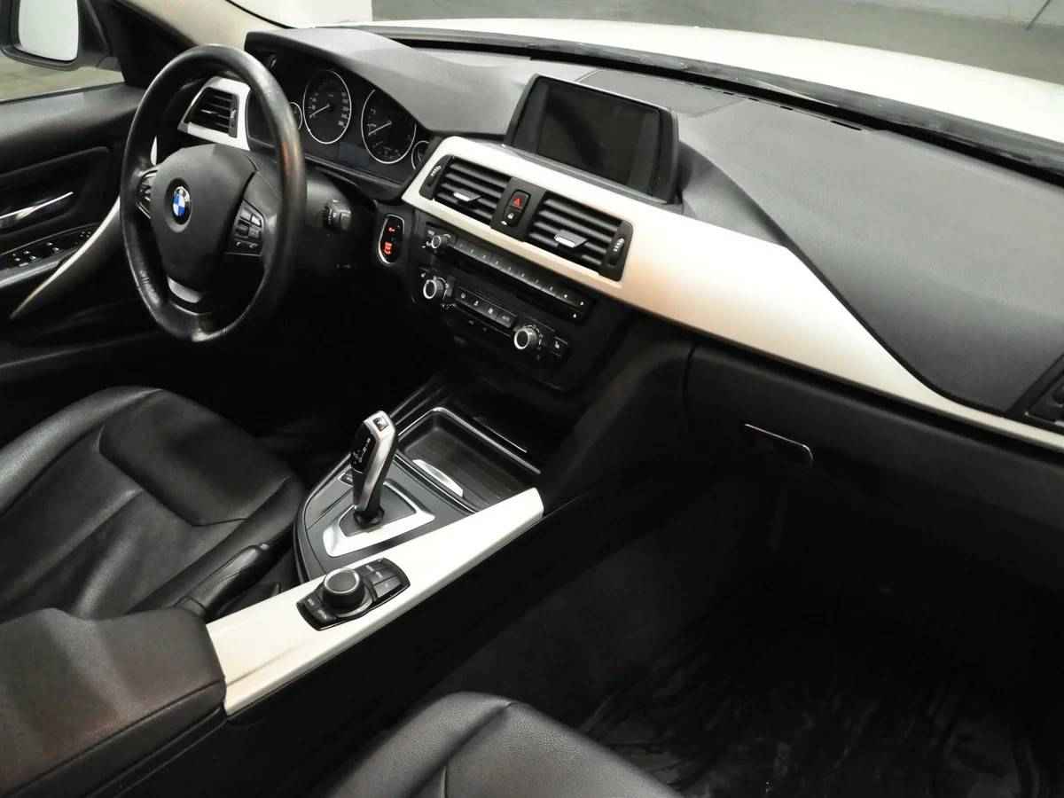 BMW 3 серии, VI (F3x)