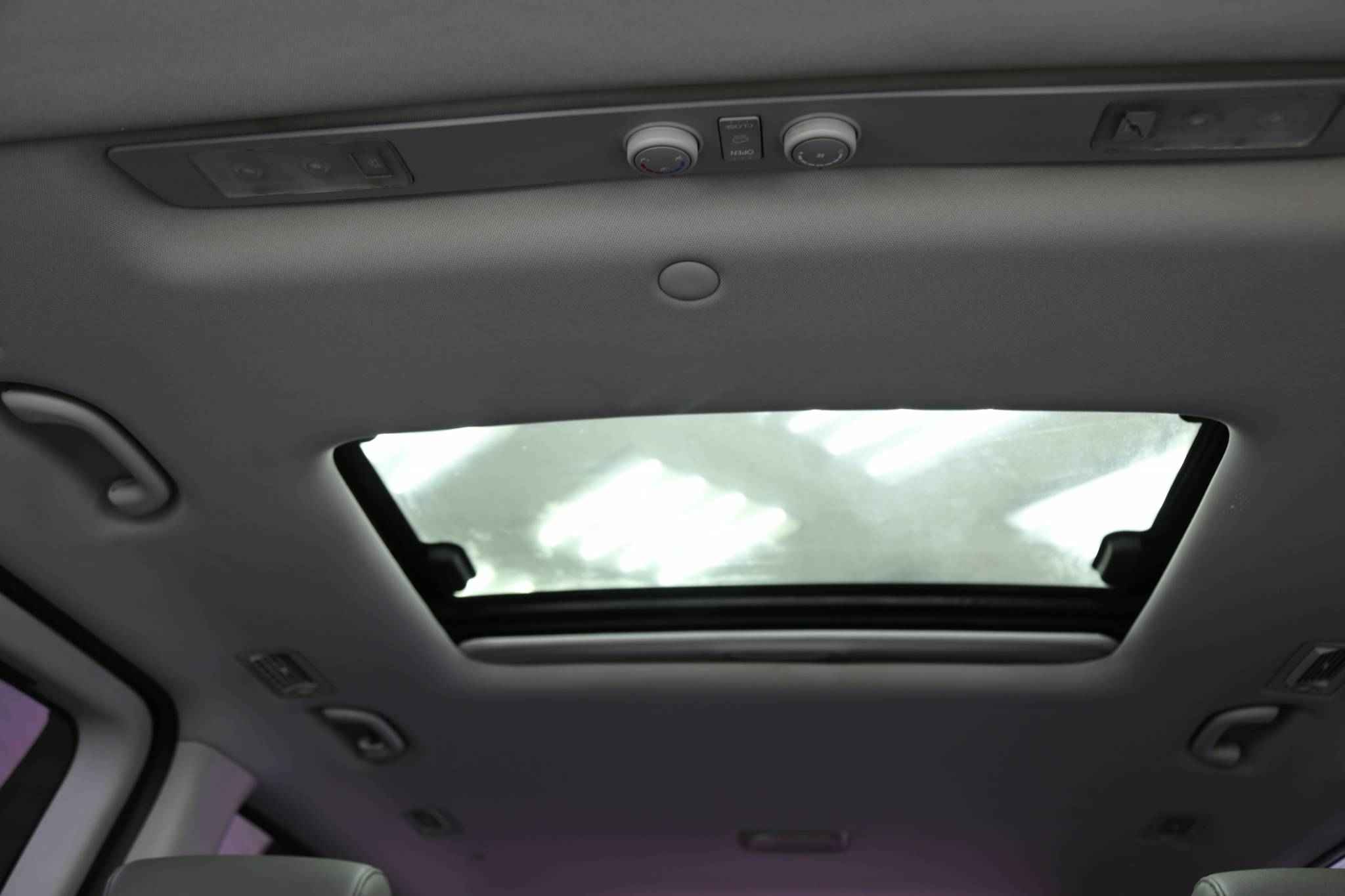 Hyundai Grand Starex, I