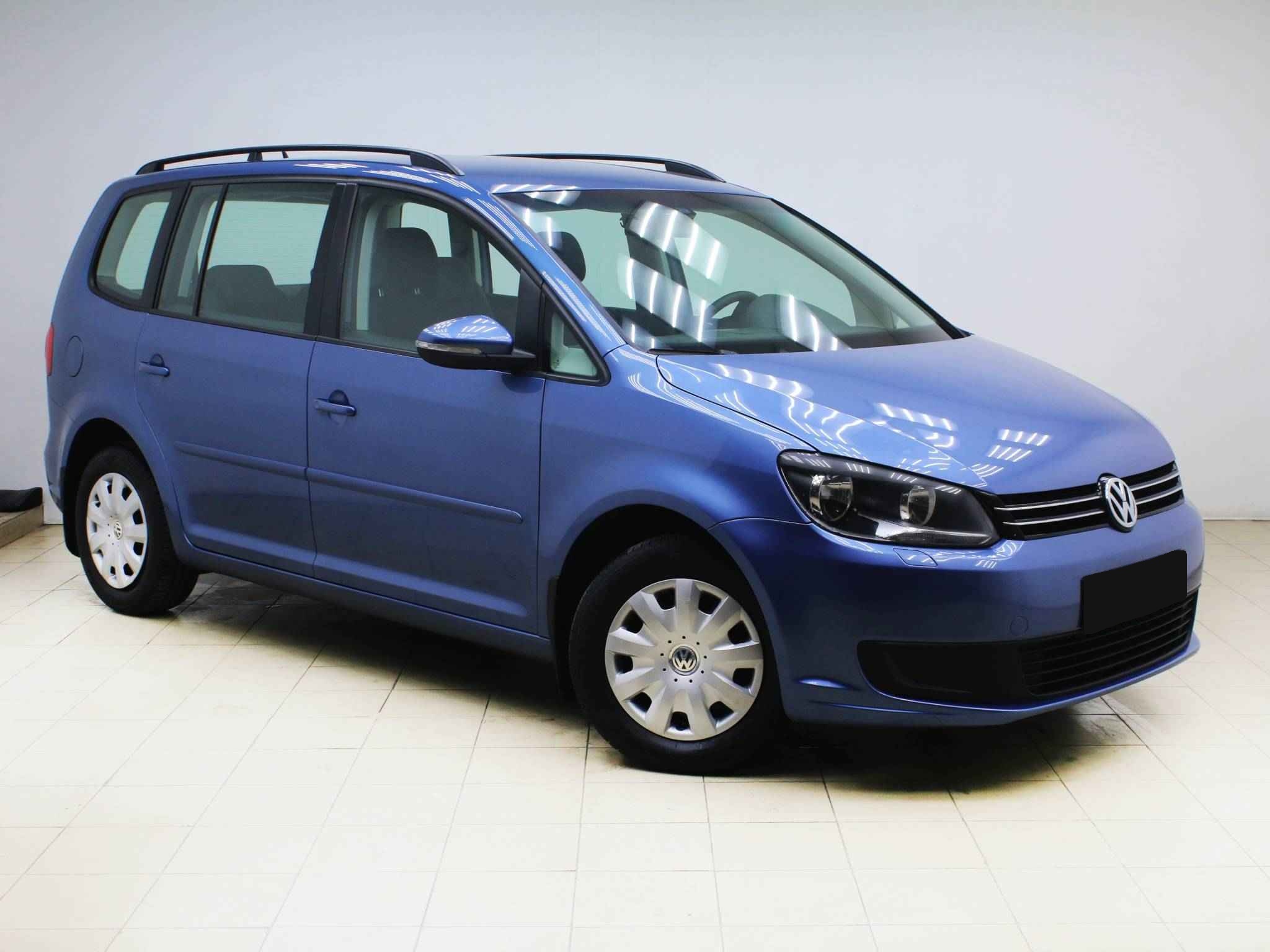 Volkswagen Touran, II