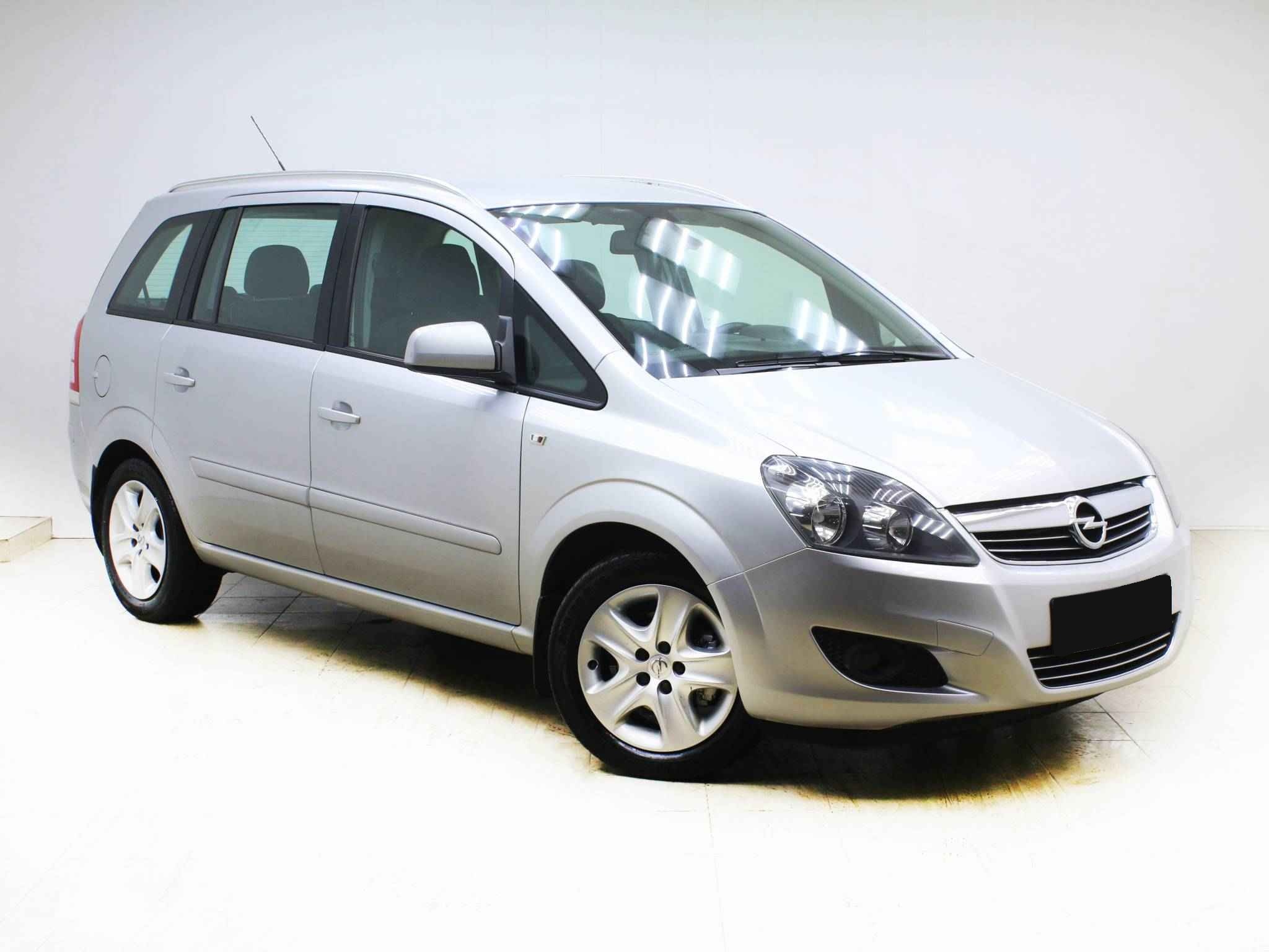 Opel Zafira, B Рестайлинг