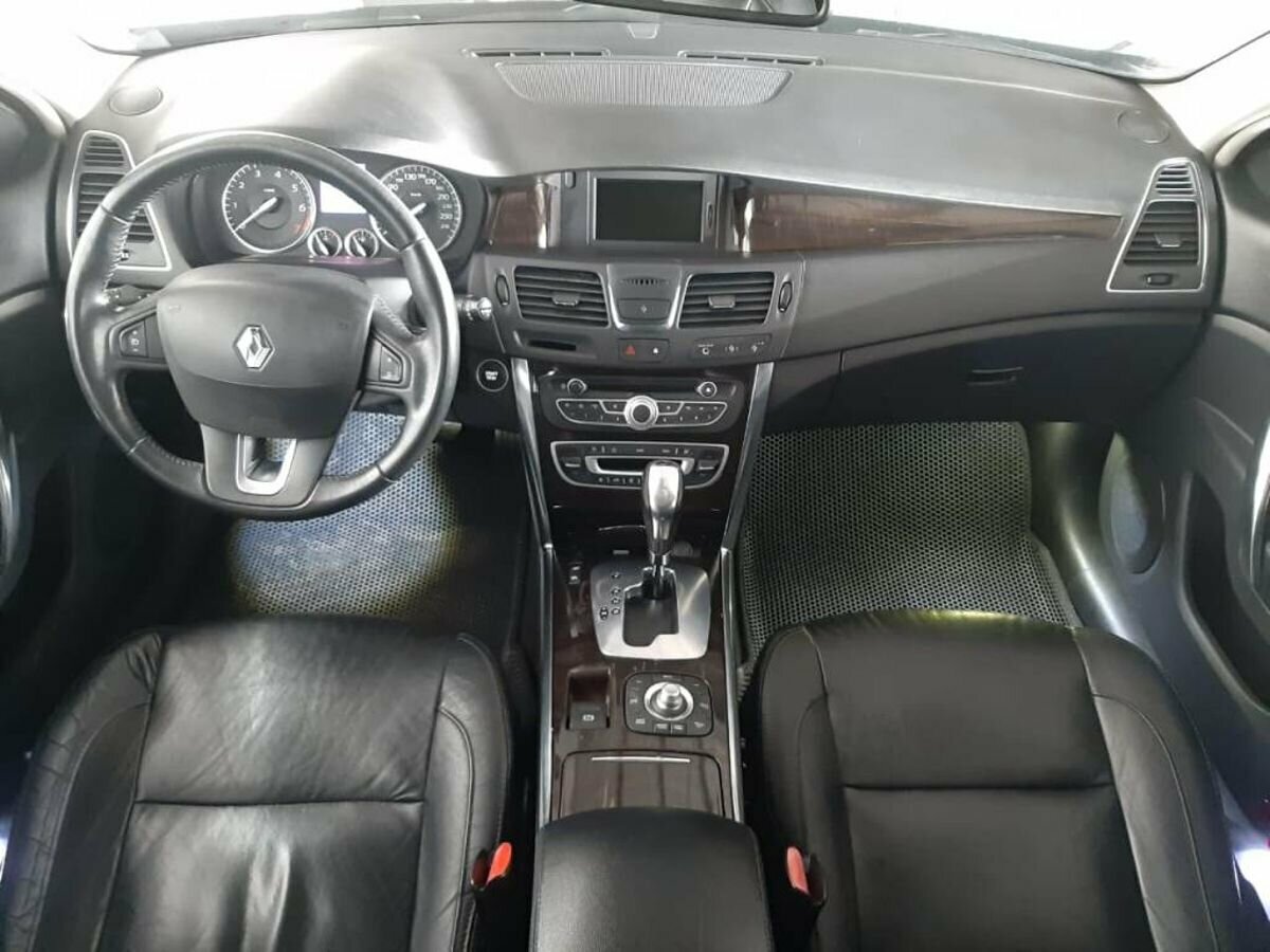 Renault Latitude, 2012