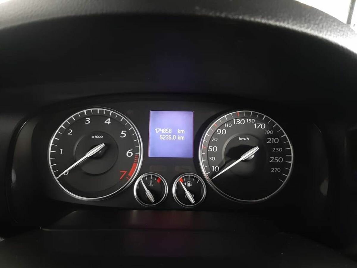 Renault Latitude, 2012