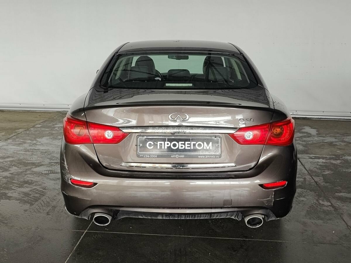 Infiniti Q50, 2015