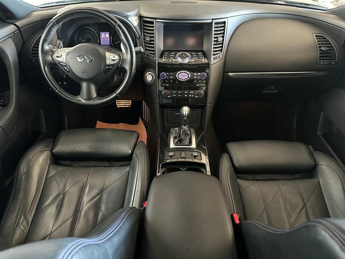Infiniti QX70, 2016