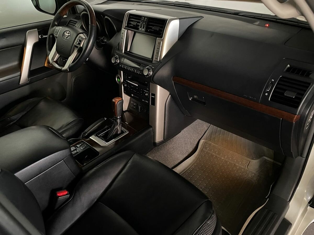 Toyota Land Cruiser Prado, 2010