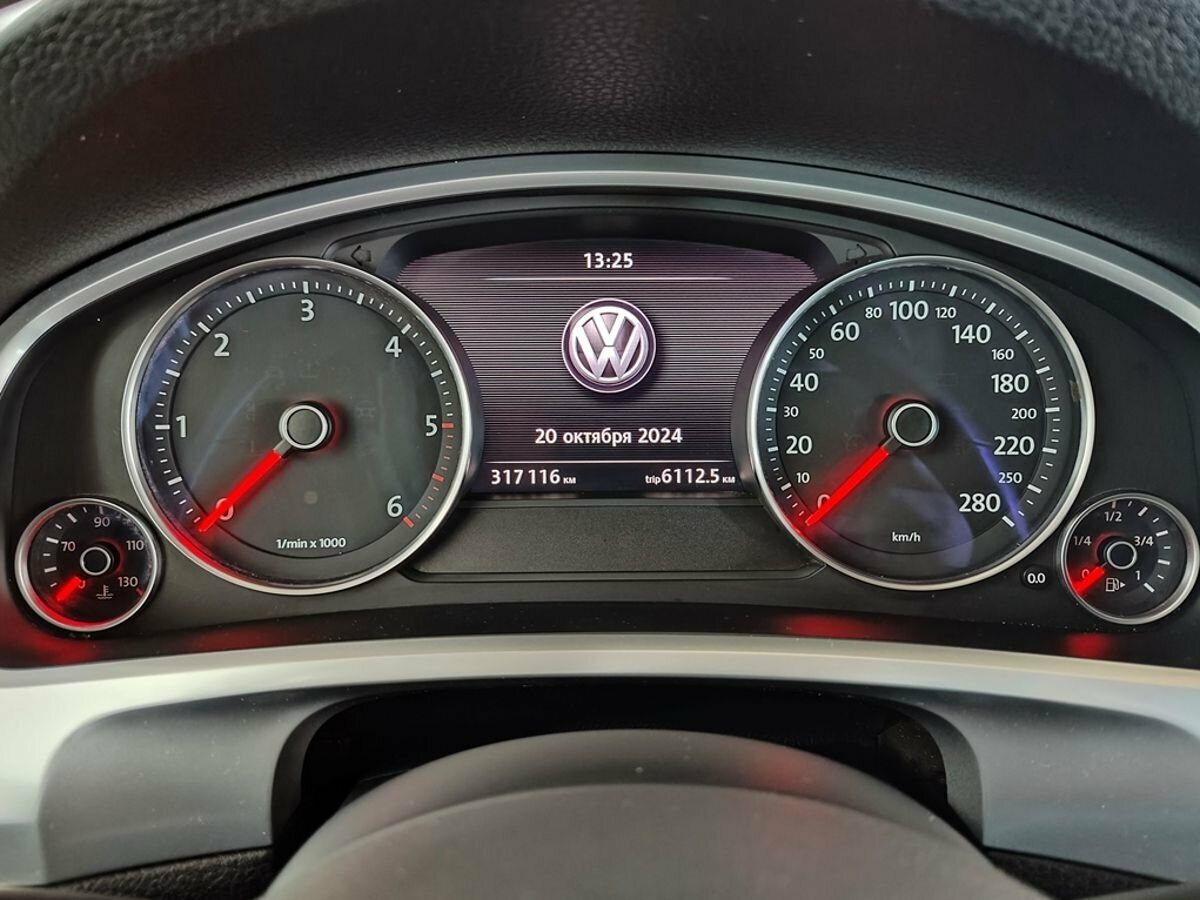 Volkswagen Touareg, 2013