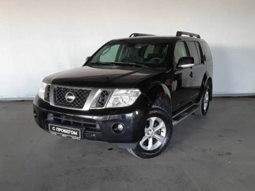 Nissan Pathfinder, 2011